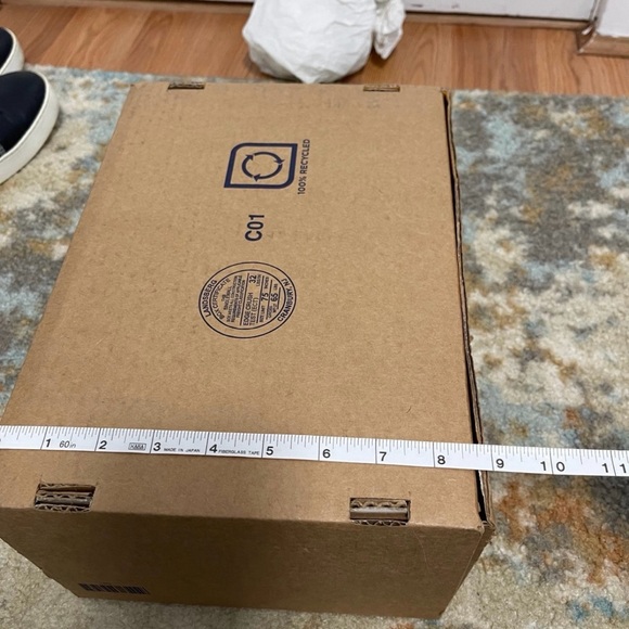 EUC Size Small Louis Vuitton Signature Paper Packaging Box 12”X 8.75” X 6” - Picture 6 of 7